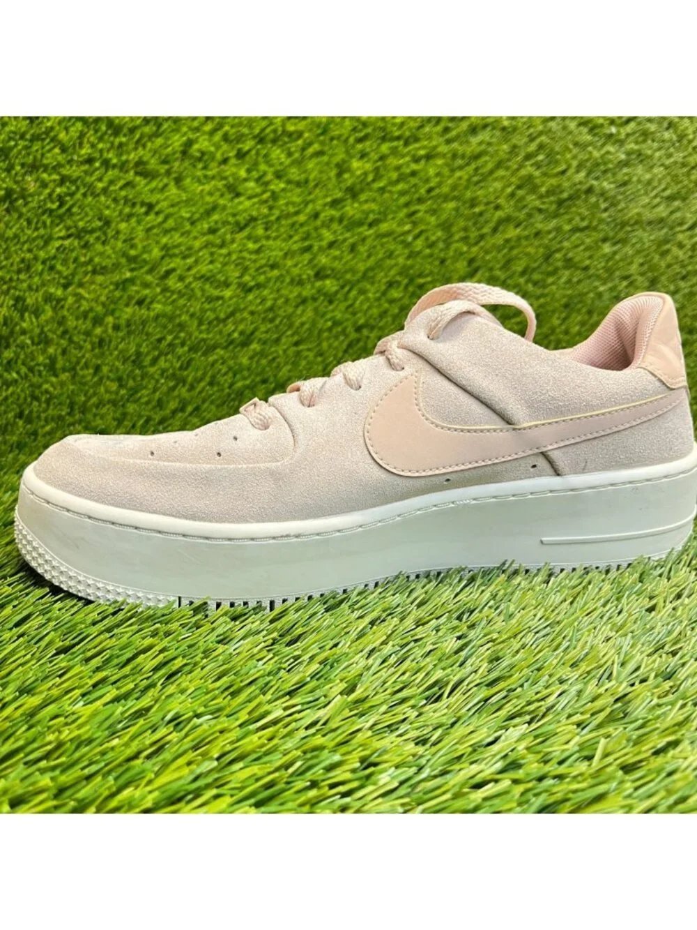Nike Air Force 1 Sage Low Womens Size 9 Pink Athletic Walking Shoes Sneakers